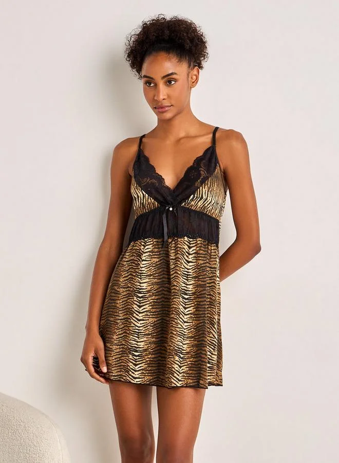 سبلاش فيڤ Slip Dress with Robe and Thongs